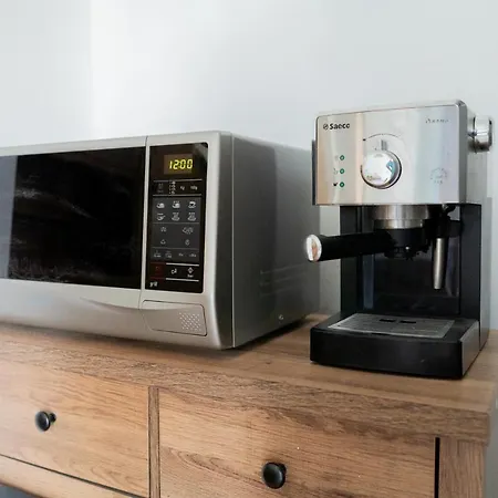 Reno Family House 公寓